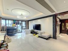 保利天悦 高层一线看江 生活环境舒适 性价比高 交通方便