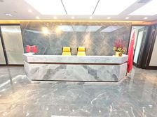 峰创国际双地铁口豪装500平 家具全带独霸电梯口 好房等你租