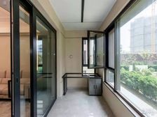 钥匙在手随时看 不看广告看现房,谈过三轮,底价已拿到