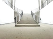 有电梯 满五 私密性超好 私家大 南北通透