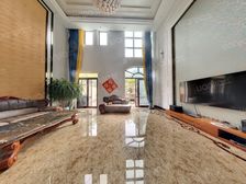 万科清林径端头别墅 自己住家精装 价格可以谈端头位置