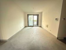 新上委托 新上房源 总高11楼 带花园 纯毛坯 随时看