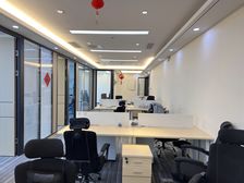 力宝广场166平精装南向 带家具出租 繁华地段 配套全好招聘