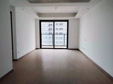 领导保留房源!豪爽让价30个!精装一天没住过!采光刺眼