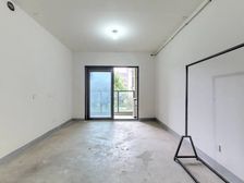 四季都会 业主诚心出售近地铁2房,看房方便