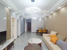 急急急马小旁大两房 还钱就卖 拎包入住 双轻轨