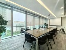 6.98元出租:华贸中心756平米,正对电梯厅,外资企业之选