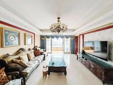 恒大帝景中间楼层户型方正采光好家具家电