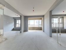 小高层,南厅双南卧,南北通透,绿化好,各付的价格!