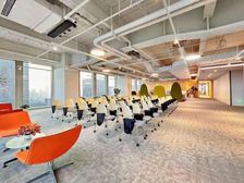 亮马桥地标 外交办公大楼 精装修带家具 户型方正 特价出租