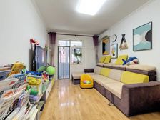 西环里正规小三居室 南北通透实景拍摄 什么都不用动 业主诚售