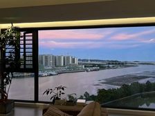 急售!一万上车(来电送车位)东城中心 赠送全屋家私