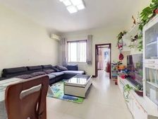 价格来看,业主这两天想卖,润杰经典