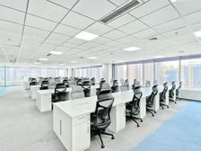 电梯口 绿地原盛国际旁 多套招租 面积 装修不等 随时可看