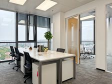 BU中心雷格斯直租 国家会展中心8人独立办公水电网物业全包