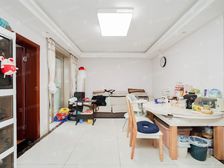 高行银杏苑 2室1厅1卫 精装修 330万元