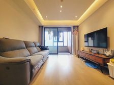 商业配套齐全 有电梯 次新小区 近地铁 精装可拎包入住