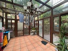 新上架,下叠别墅,朝南50平花园,双轨地铁口,房东诚售