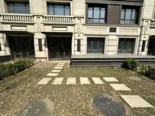 大学城地铁 河景别墅 使用面积400平 边户超大花院