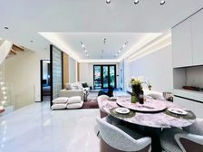 近丰台海淀 叠拼别墅 双车位 地上两层地下两层 共计450平