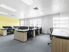 近地铁口海天中心 1人专属办公卡位 雷格斯联合办公 品牌家具