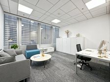 陆家嘴金茂大厦 Signature联合办公16人 豪装全配