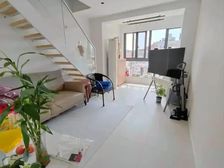 虹桥核心区 爱博五村 房 可改三房的空间 精装修拎包入住