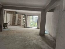 联排别墅万科青山湖 降价急售 带院子带车库 一线湖景