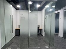 殷高路中设广场HQ直租 1人间私人拎包办公 紧邻新江湾城