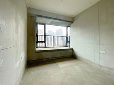 弘阳天宸一品 中间楼层采光好 满二 商业配套成熟 次新房