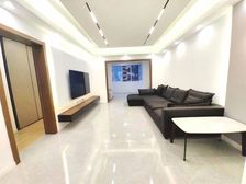 徐家汇单价6萬丨独享闹市中的宁静丨带固定车位丨板式南北通两房