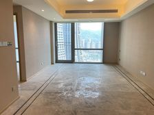 重庆来福士东南向豪华装修一居室 总价235万