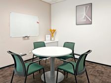 南京西路恒隆广场雷格斯直租 4人独立办公水电网物业全包