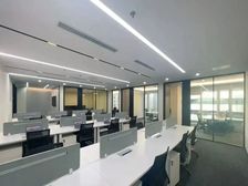 东三环 地标建筑 富力中心 特价3元出租 拎包入驻