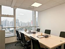 地铁双线粤海天河城 一价全包雷格斯联合办公15人间 豪装全配