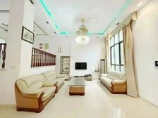 合生城邦三期边套 独立车库 大开间,房东出过急卖此房