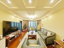 复式上下三层,装修,园林小区,6.7双轨交通,诚心出售,