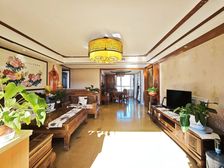 财富中心 4室2厅2卫 精装修 555万元