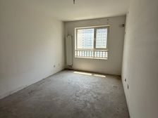 东四环 十里堡,现房 单价不到五萬五!6号线地铁200 。