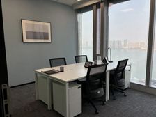 雷格斯楷林国际 国企格局江景写字楼!精装3人间水电网物业全包