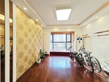 名士豪庭2区电梯房正规2居室带独立客厅出行方便带车位