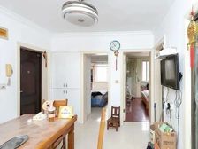 地铁口三房 精装拎包入住 价格可谈 小区中间位置 满五税少