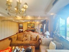 洋房顶跃带露台 美式风格 全屋实木家具 保持很好 横厅