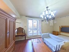 武夷花园月亮城堡1室1厅