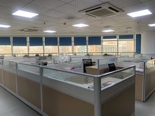 特价出租!地铁国际旁腾龙大厦,精装写字楼带设备,拎包即可办公