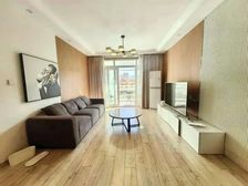 新上房源 高端品质豪宅 三开间朝南 房东降价150萬 诚心售