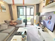 精装30万全送,电梯中层,临河景观,房东急售,价格大刀。