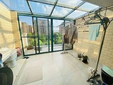 自住复试 带露台 有阁楼 两室 边套临河 家具全送满五年