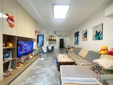 君汇半岛 3室2厅2卫 精装修 129万元