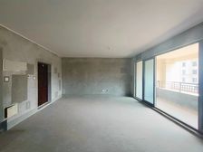 朝南 保利山庄梧桐一梯一户大横厅 20平大阳台急售